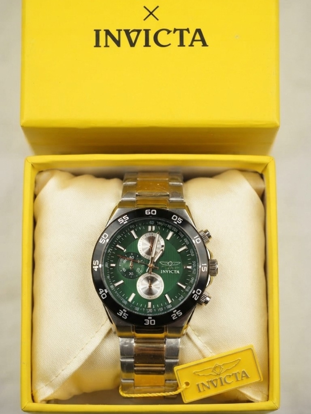 NWT Invicta Chronograph Green Dial Watch with Tachymeter Bezel